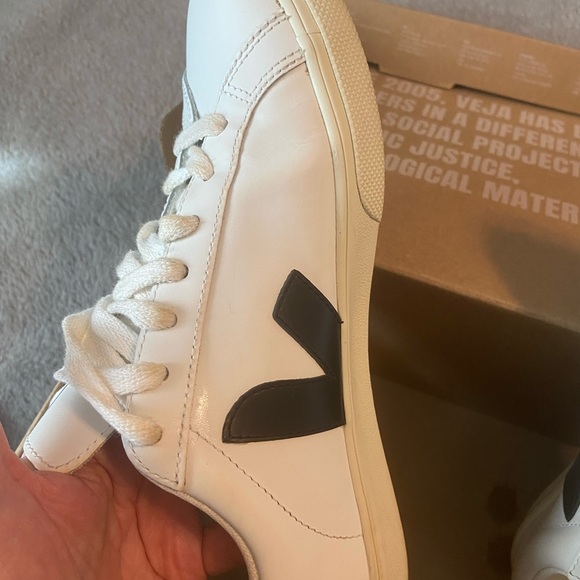 Veja Esplar White Sneakers with Black Accents - Picture 7 of 9